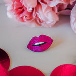 Charger l’image dans la galerie Pin's en cuir Bouche