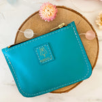 Charger l’image dans la galerie Pochette en cuir turquoise
