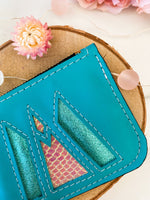 Charger l’image dans la galerie Pochette en cuir turquoise