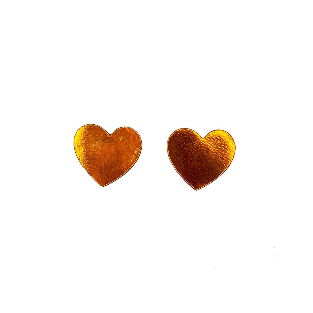 Boucles d’oreilles en cuir fait main en forme de coeur, orange, artisanat français.