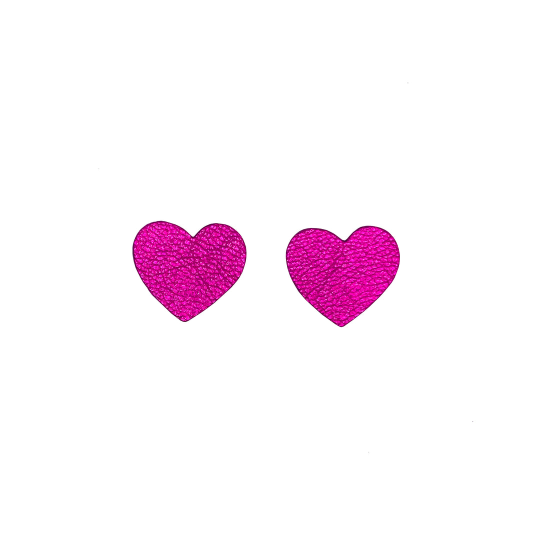 Boucles d’oreilles en cuir fait main en forme de coeur, rose, artisanat français.
