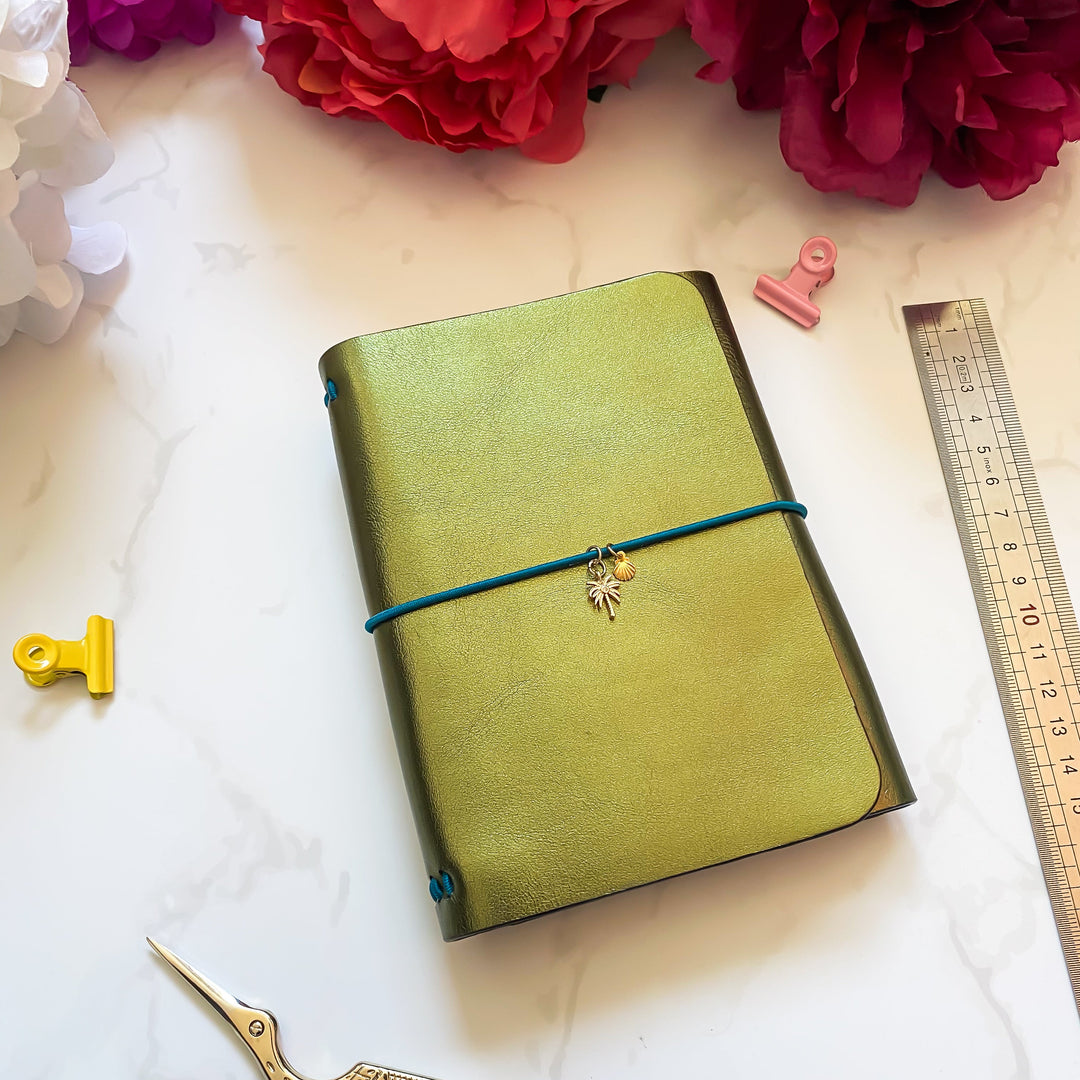 Carnet en cuir rechargeable • Kaki