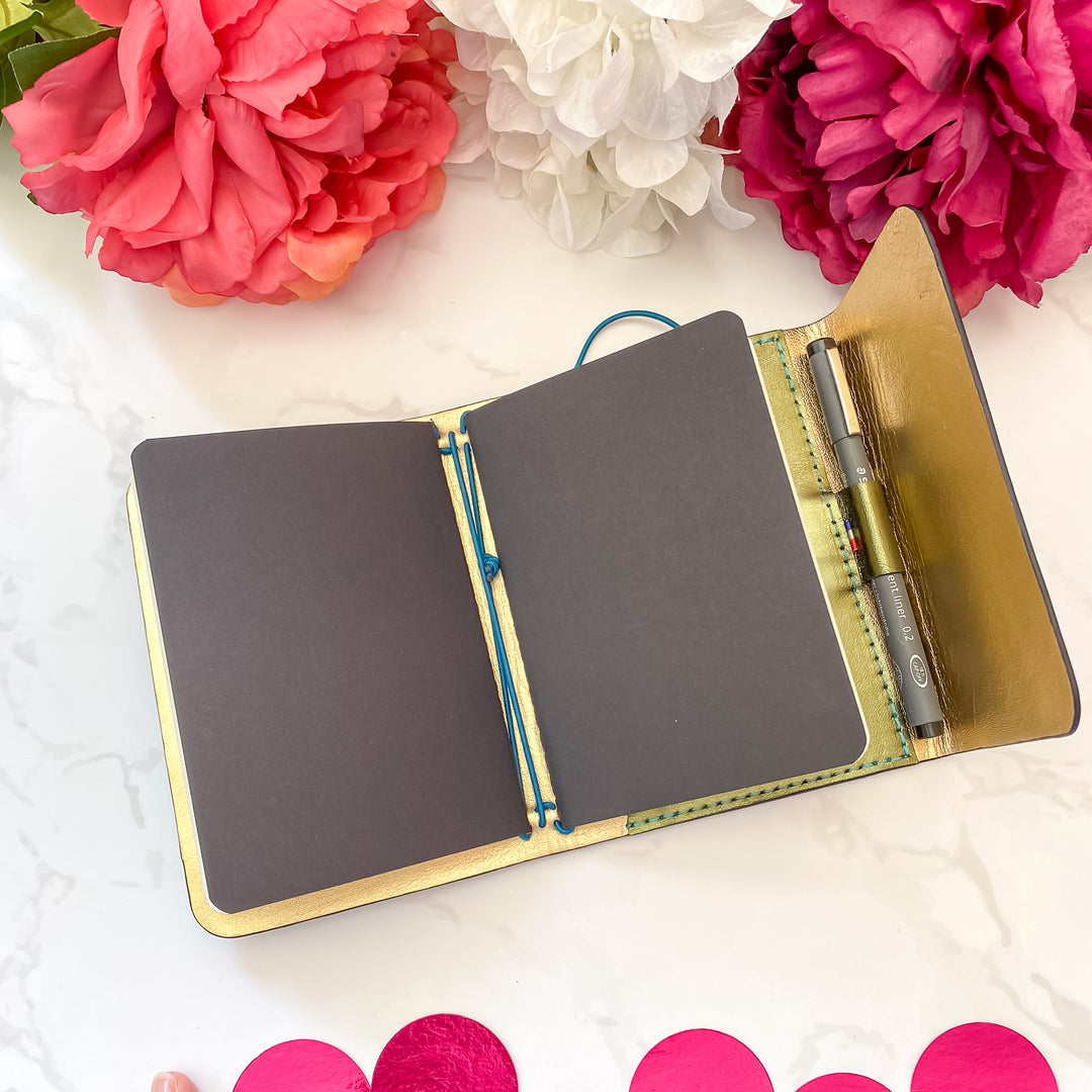 Carnet en cuir rechargeable • Kaki