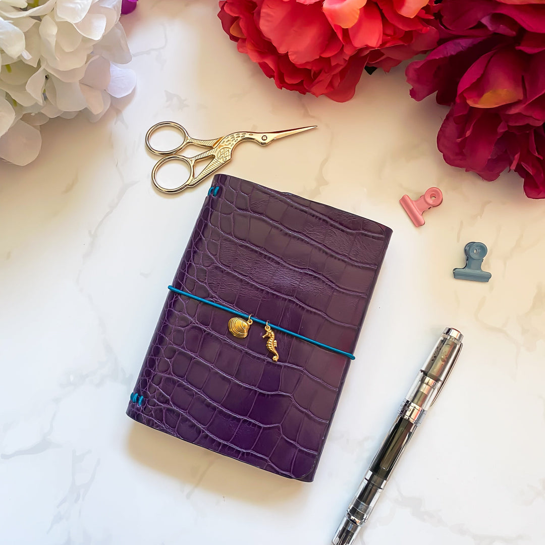 Carnet en cuir rechargeable • croco violet