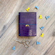 Carnet en cuir rechargeable • croco violet