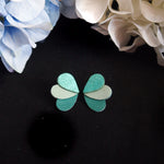 Charger l’image dans la galerie Puces d&#39;oreilles papillon turquoise